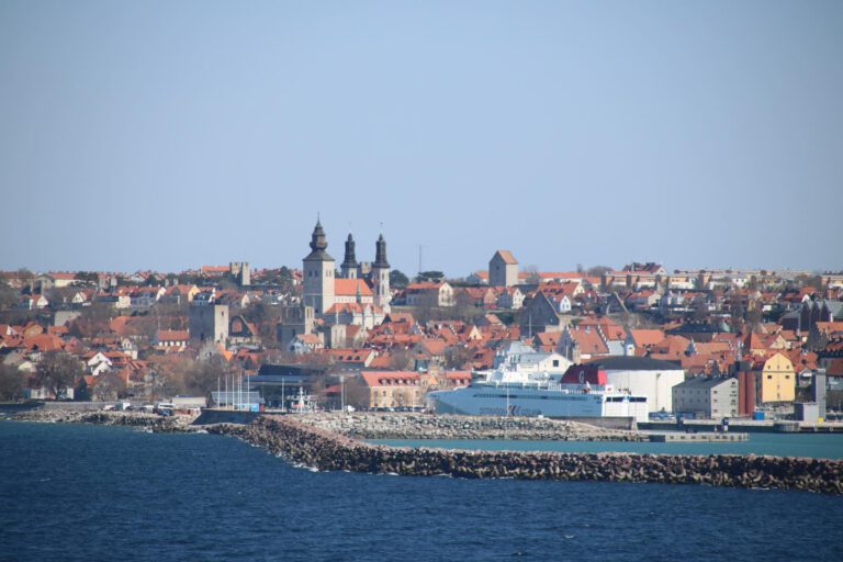 AIDAdiva in Visby am 22.04.2022