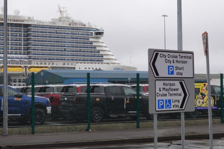 AIDAnova – Auslaufen aus Southampton verspätet